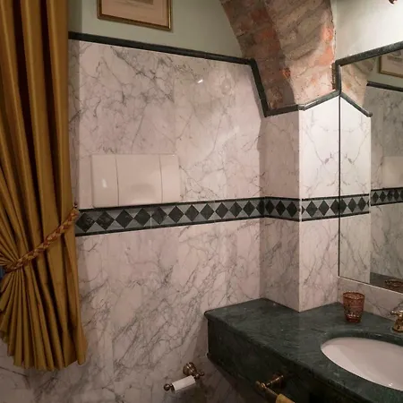 Broletto 26 * Mailand